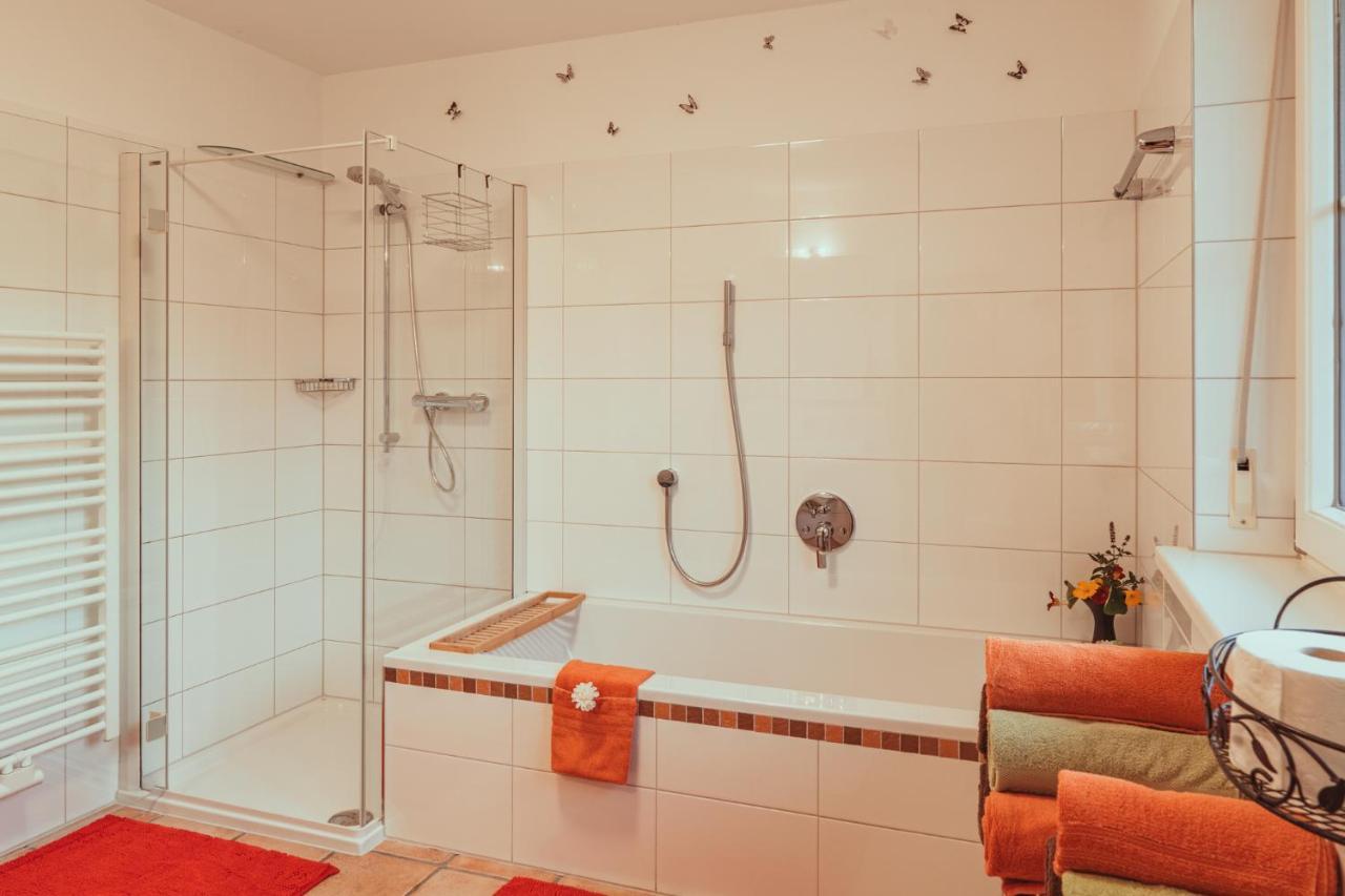 Coraline -Koblach, 6-10 P, 3 Schlafzimmer, Kueche, Riesige Terrasse, Parkplatz, Wifi, Stellplatz Ski Eksteriør billede